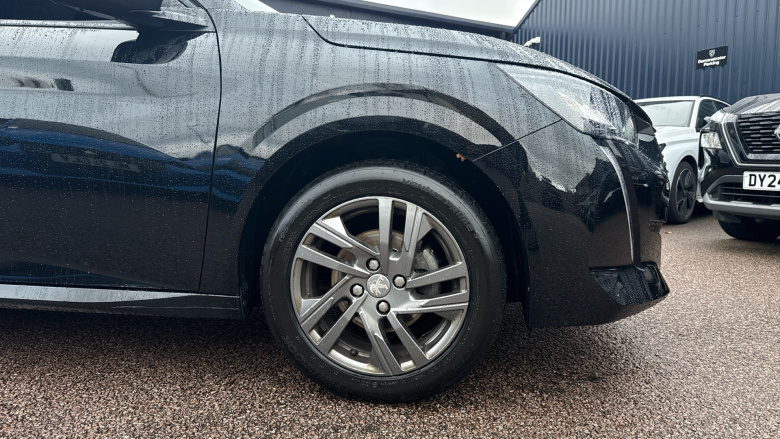 Peugeot 208 1.2 PureTech Active Premium + 5dr Petrol Hatchback